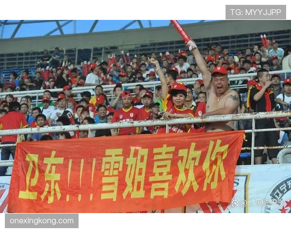 山东泰山近期遭遇伤病潮，后防体系承受压力，或将影响联赛关键阶段表现